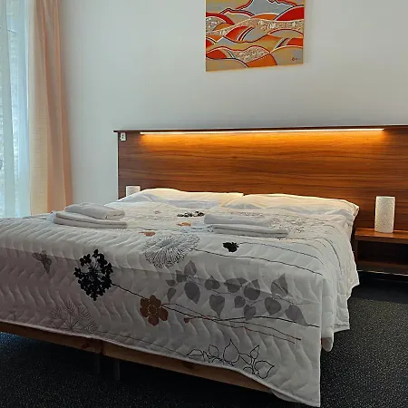 Homestay Credo Old,