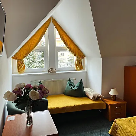 Credo Old, Homestay